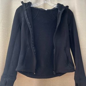 black sport zip up